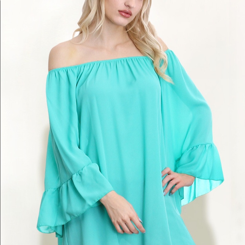 Off the shoulder ruffle top